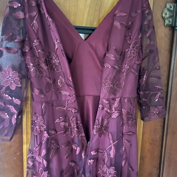 Burgundy Wine Formal Dress - Picture 5 of 7